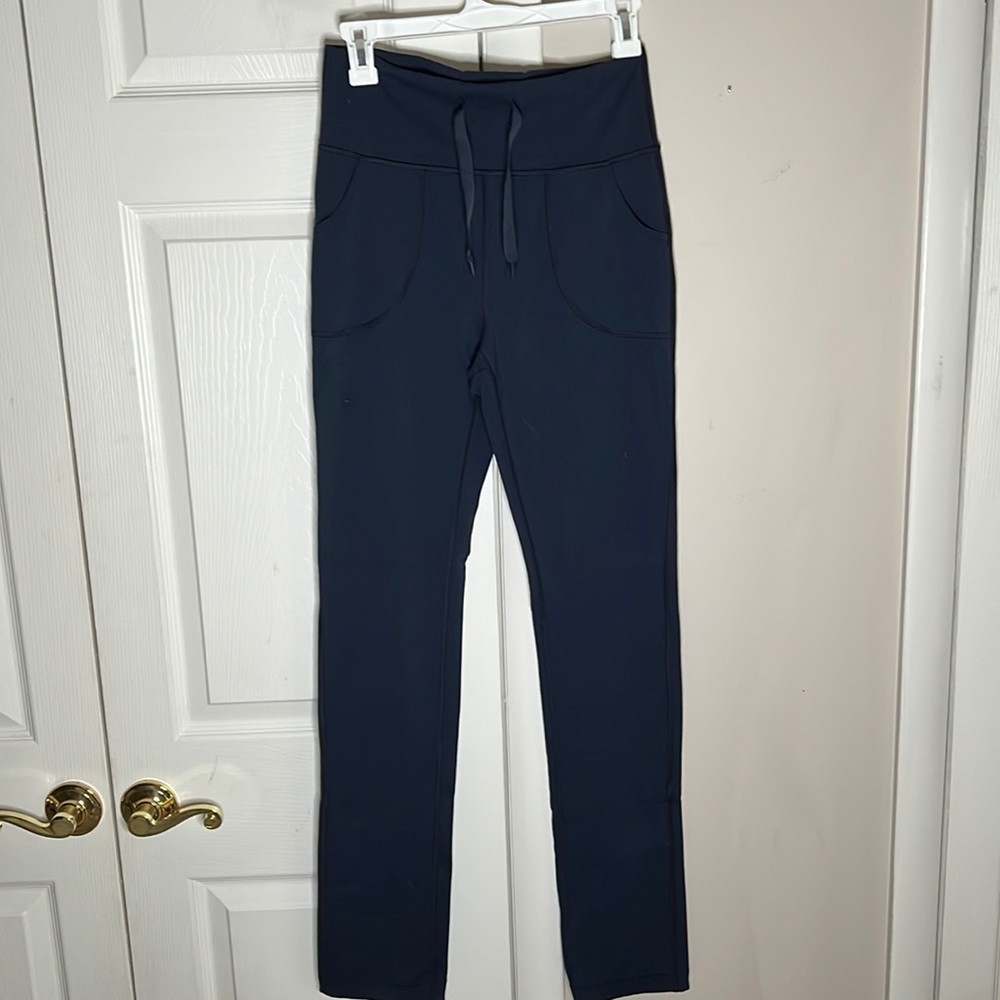 Lululemon navy joggers